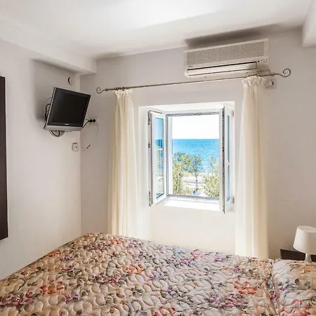 شقة Henrieta بودغوريتْسا